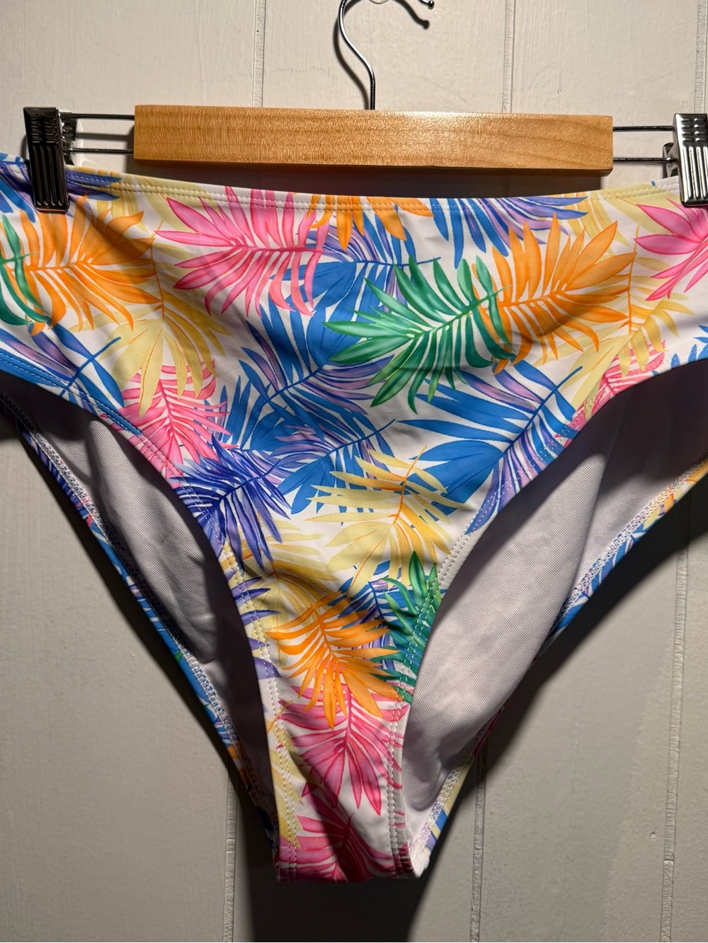 SHEIN Multi-Color Tropical Leaf Ruffle Tankini Set - Picture 2 of 7